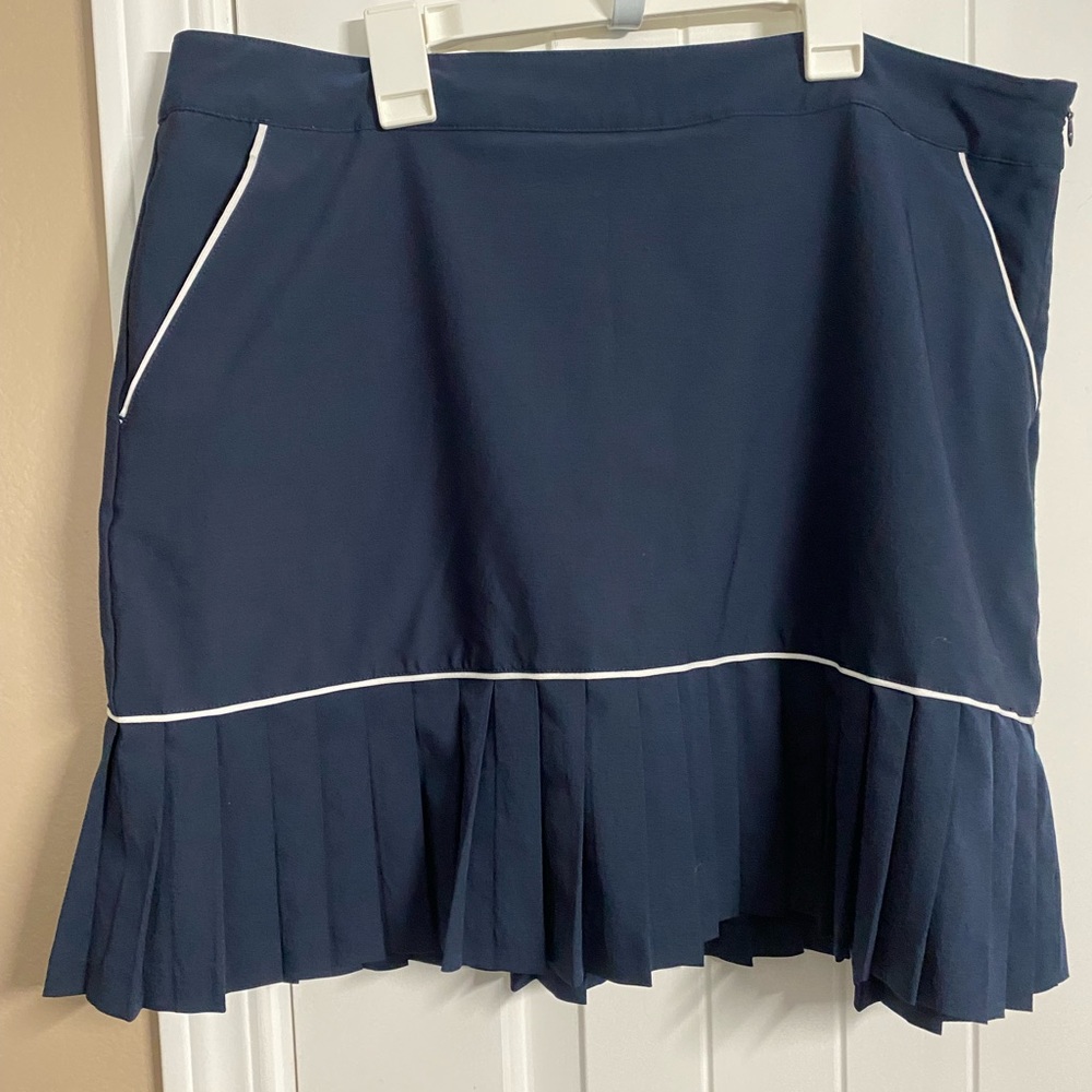 Skirt navy blue size 14